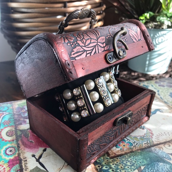 Pearls Swarovski Crystal Genuine Hematite Bracelet - Picture 2 of 16